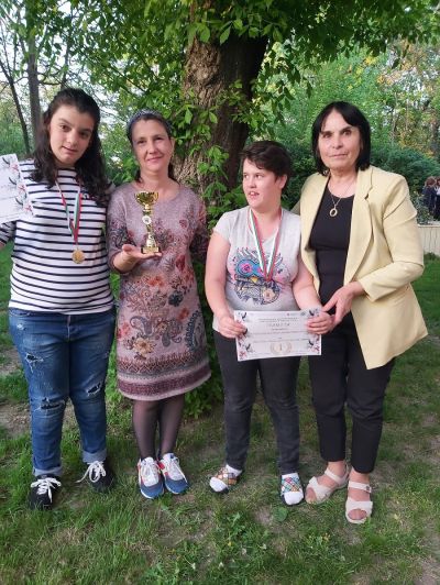 НАЦИОНАЛНО СЪСТЕЗАНИЕ ПО "ОЗЕЛЕНЯВАНЕ И ЦВЕТАРСТВО" 4